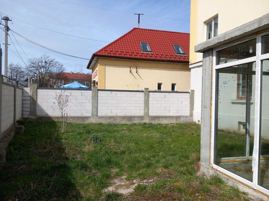 Продаж. 3 к, підвал, з власним садом. Центр. Куликівська. Власник