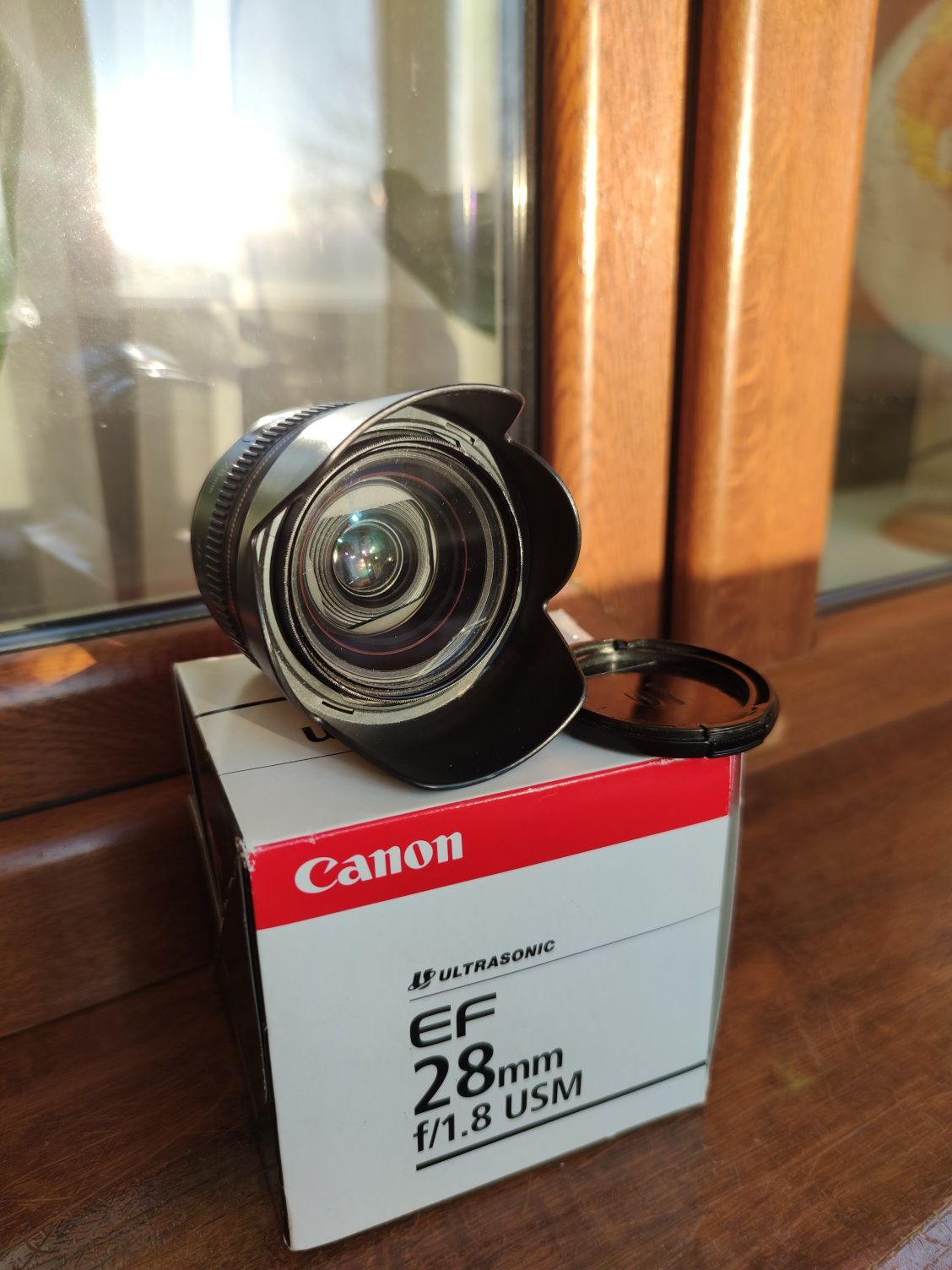 Об'єктив Canon 28mm 1.8 USM