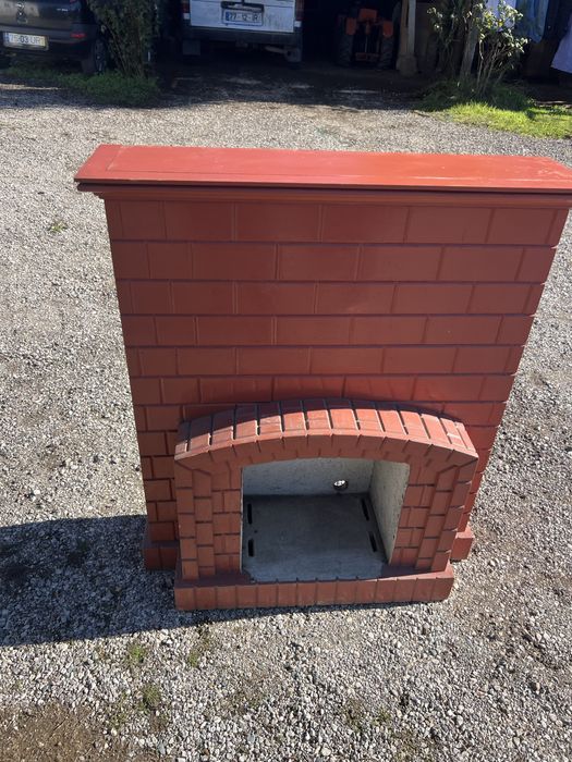 Lareira decorativa nova