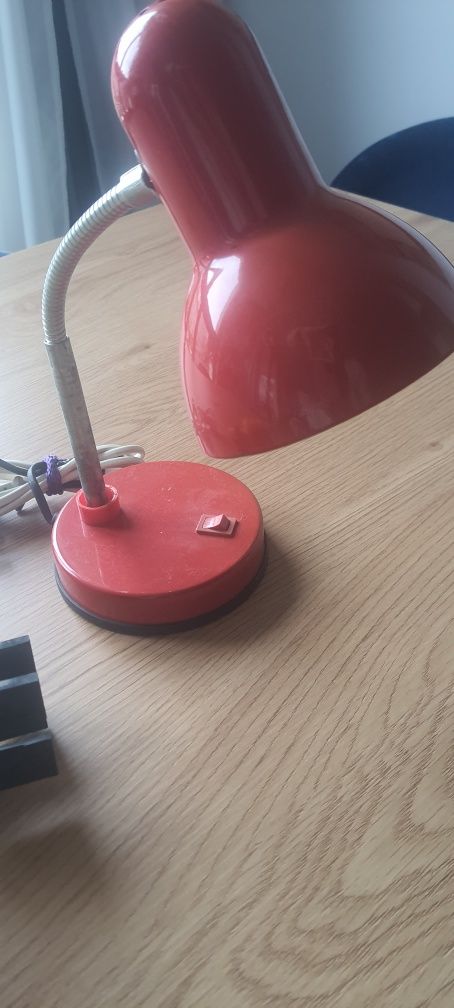 Lampka prl biurkowa czerwona vintage
