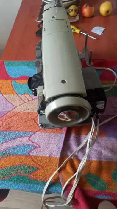 Maszy do szycia Victoria walizkowa