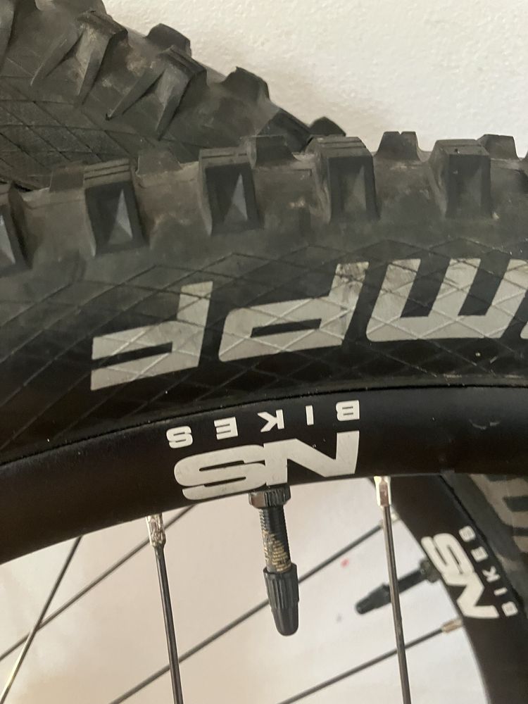 Koła mtb 27,5: NS Enigma Rock, Piasty: NS Rottary i Novatec