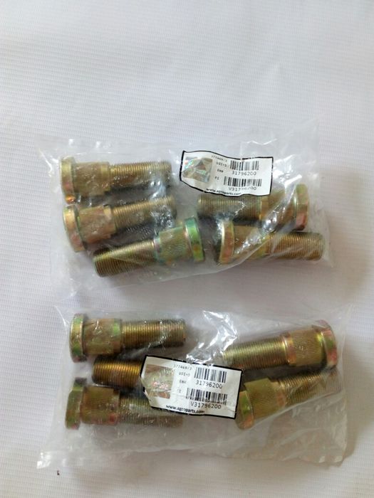 Śruba koła Valtra, szpilka koła V3179_6200