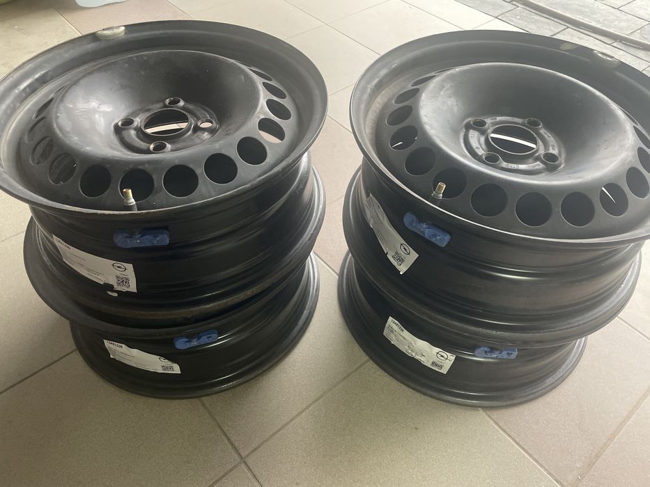 Felgi 4 z czyjnikami cisnienia do opela