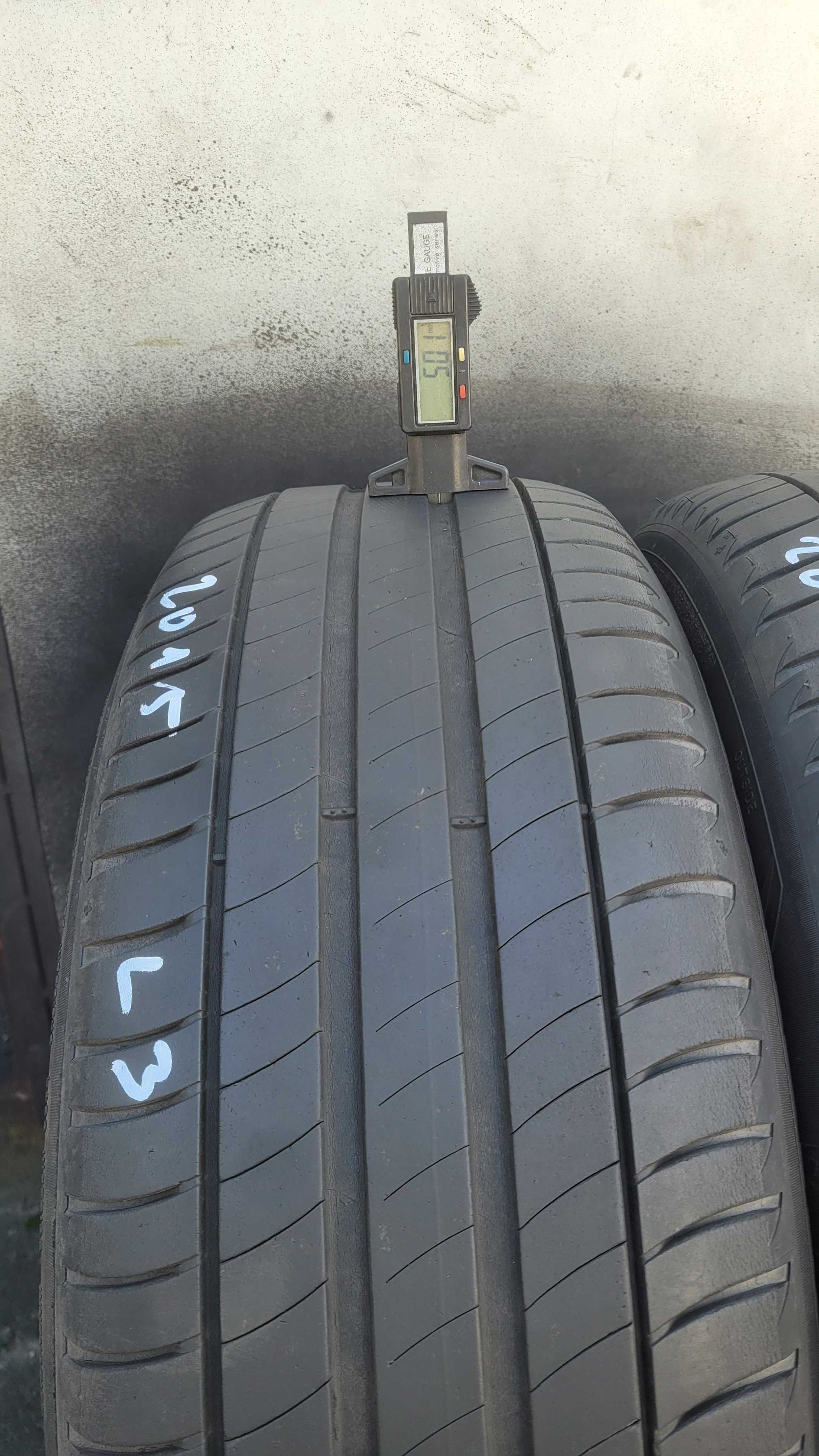 215/55/17 Michelin Primacy 3  5,5mm 2szt