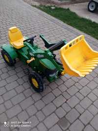Traktor na pedały dla dzieci