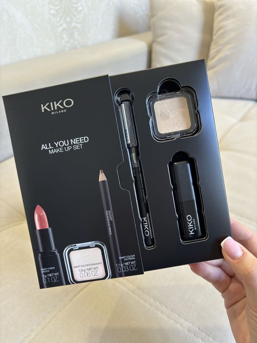 Набір Кіко Мілано All You Need Make Up Set. Набор косметики Кико Милан