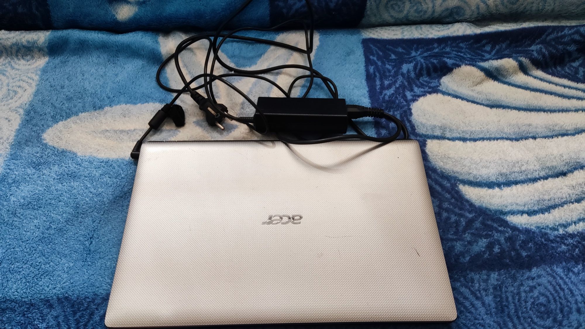 Laptop Acer Aspire 5742G/ Intel HD+GT540m 1GB