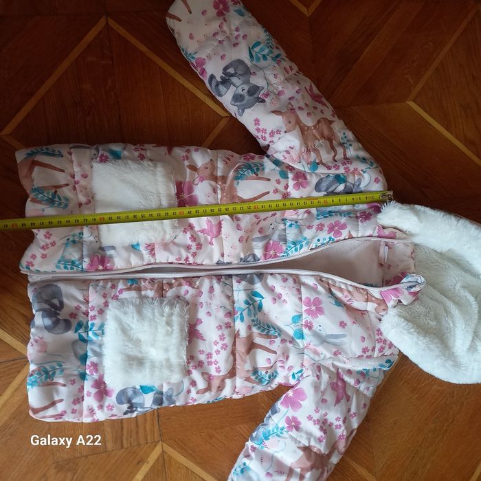 Куртка зимова для дівчинки 104р