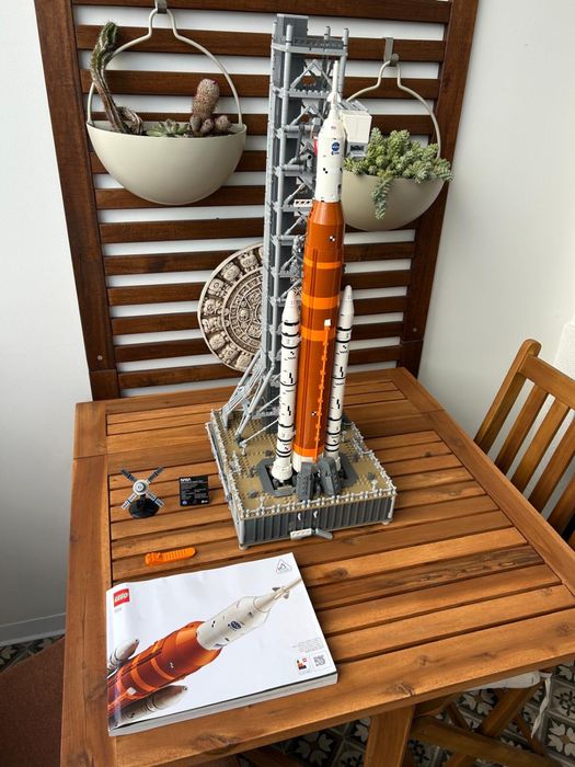 LEGO NASA Artemis Space Launch System – Perfect Condition!