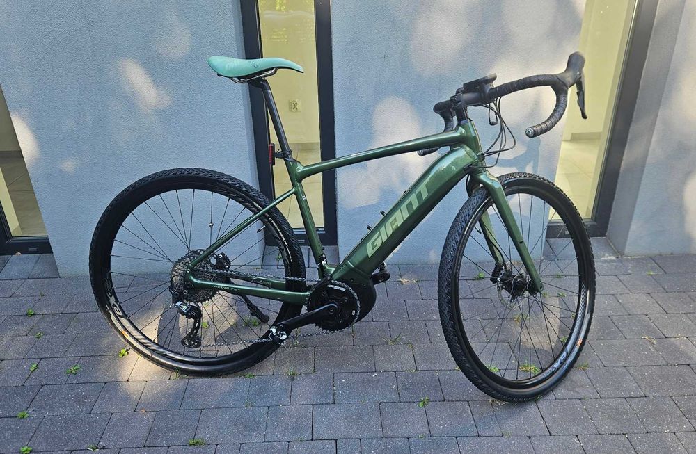 Gravel Giant Revolt E+ Pro M elektryczny