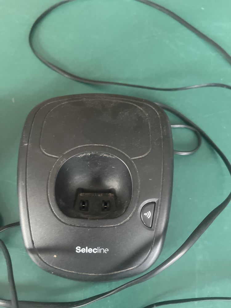 Zestaw aparatów telefonicznych, analogowych, Telefony stacjonarne