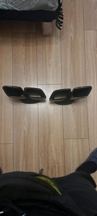 Końcówki wydechu Mercedes W205 W222 63 czarne AMG