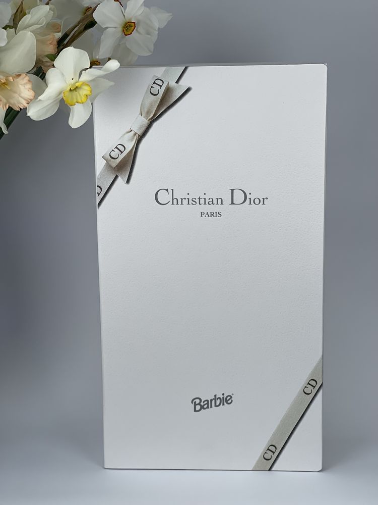 Christian Dior Barbie 1996 Paris