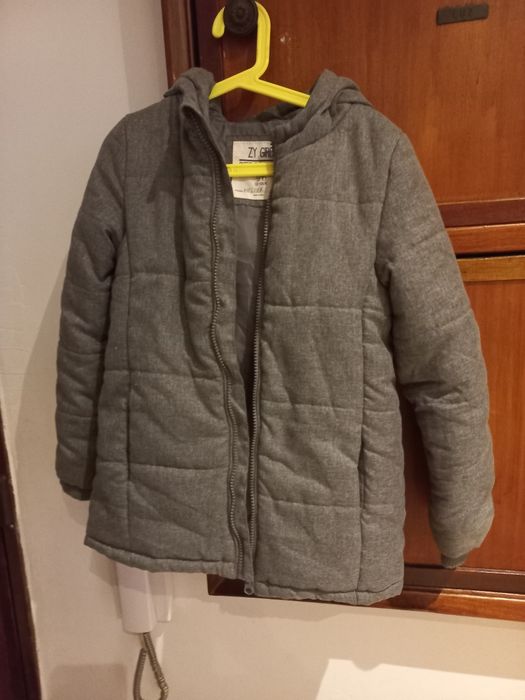 Vendo casacos  de inverno  para crianças 14 euros cada