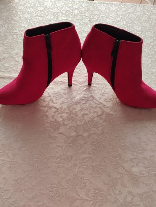 Bota/Botins vermelho