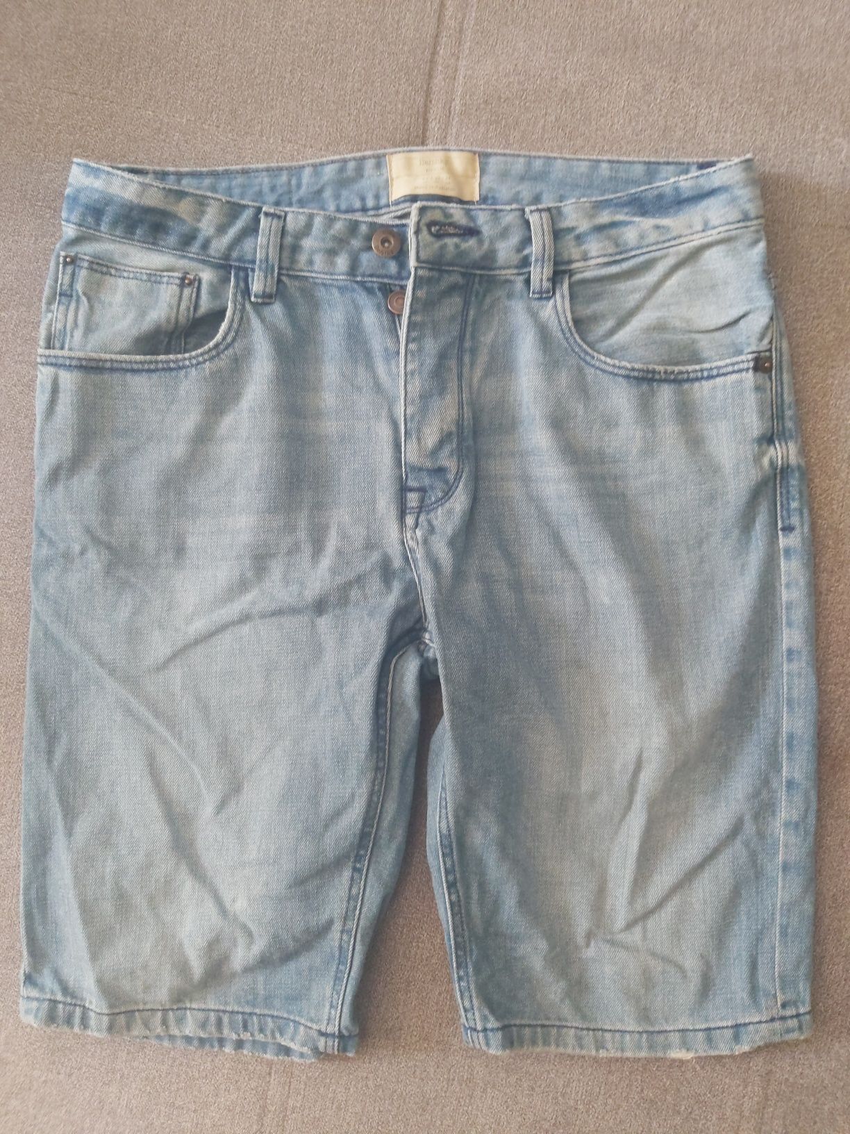 Spodenki męskie jeansowe W34 Bershka jasny jeans