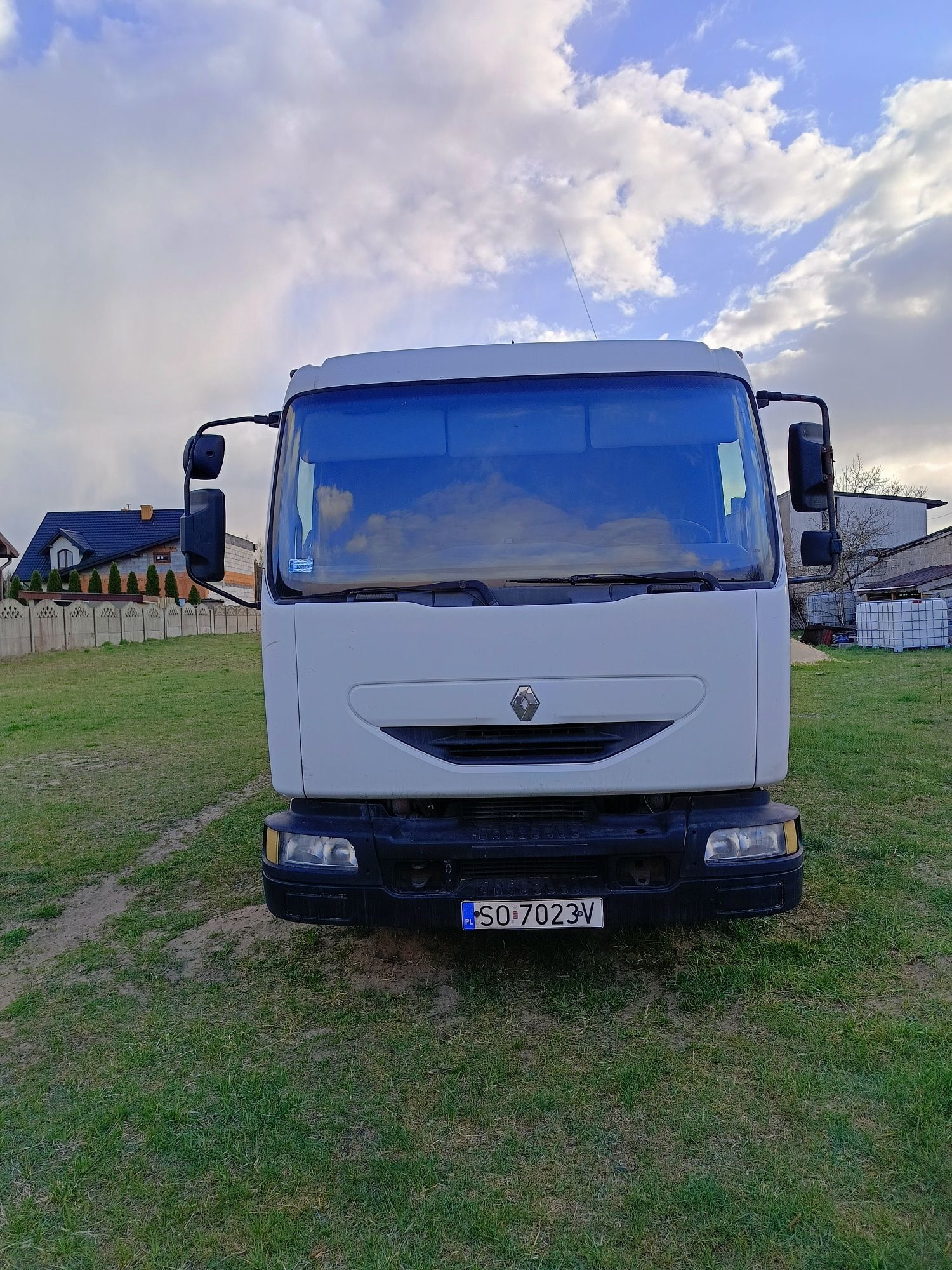 Sprzedam Renault Midlum