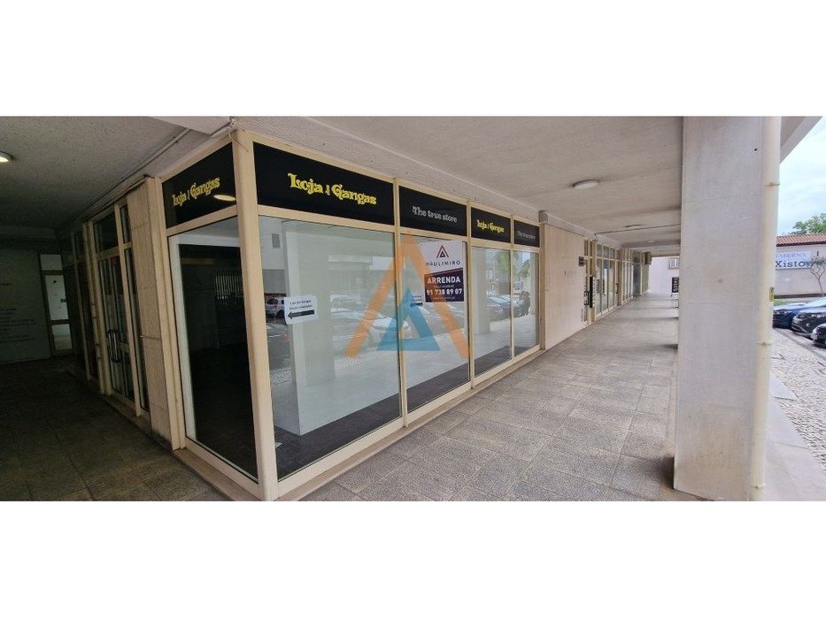 No centro da Cidade Loja comercial