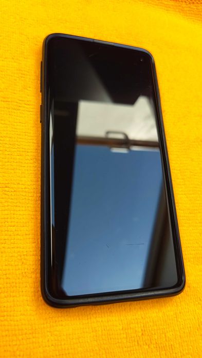 Samsung Galaxy S10, case gratis