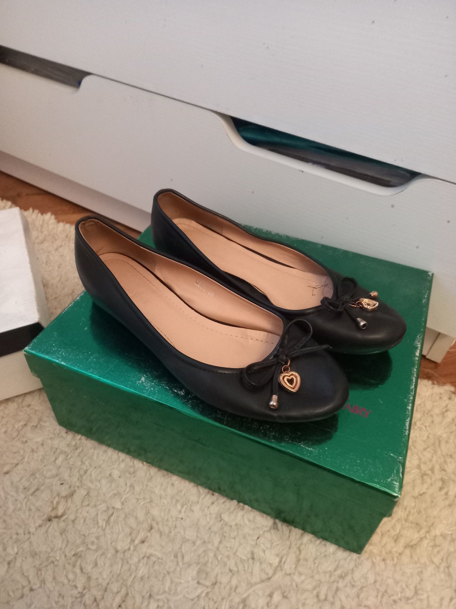 Сапоги, босоножки, туфли женские 38 размер