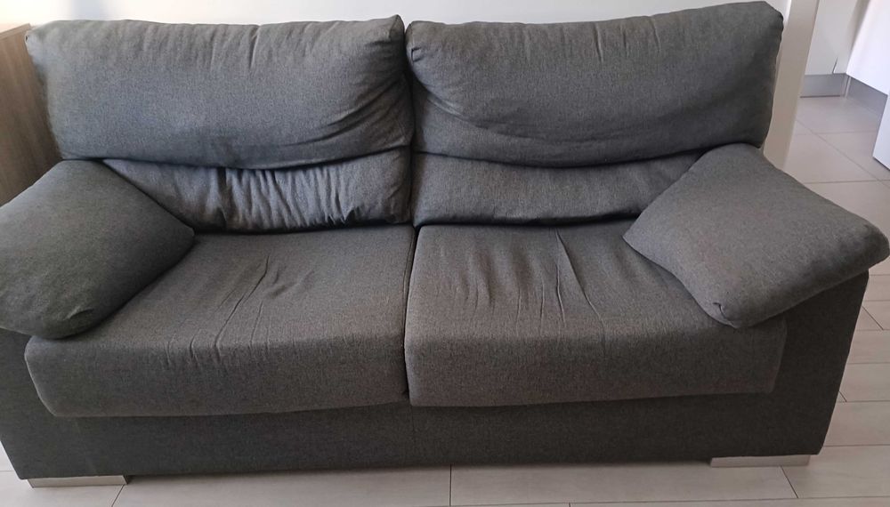 Sofá em tecido Para duas pessoas
