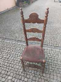 Stare krzesła  drewniane