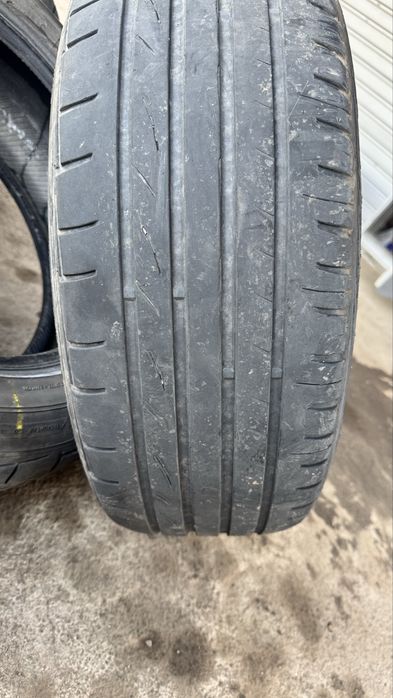 Продам літню резину 225/55 R17