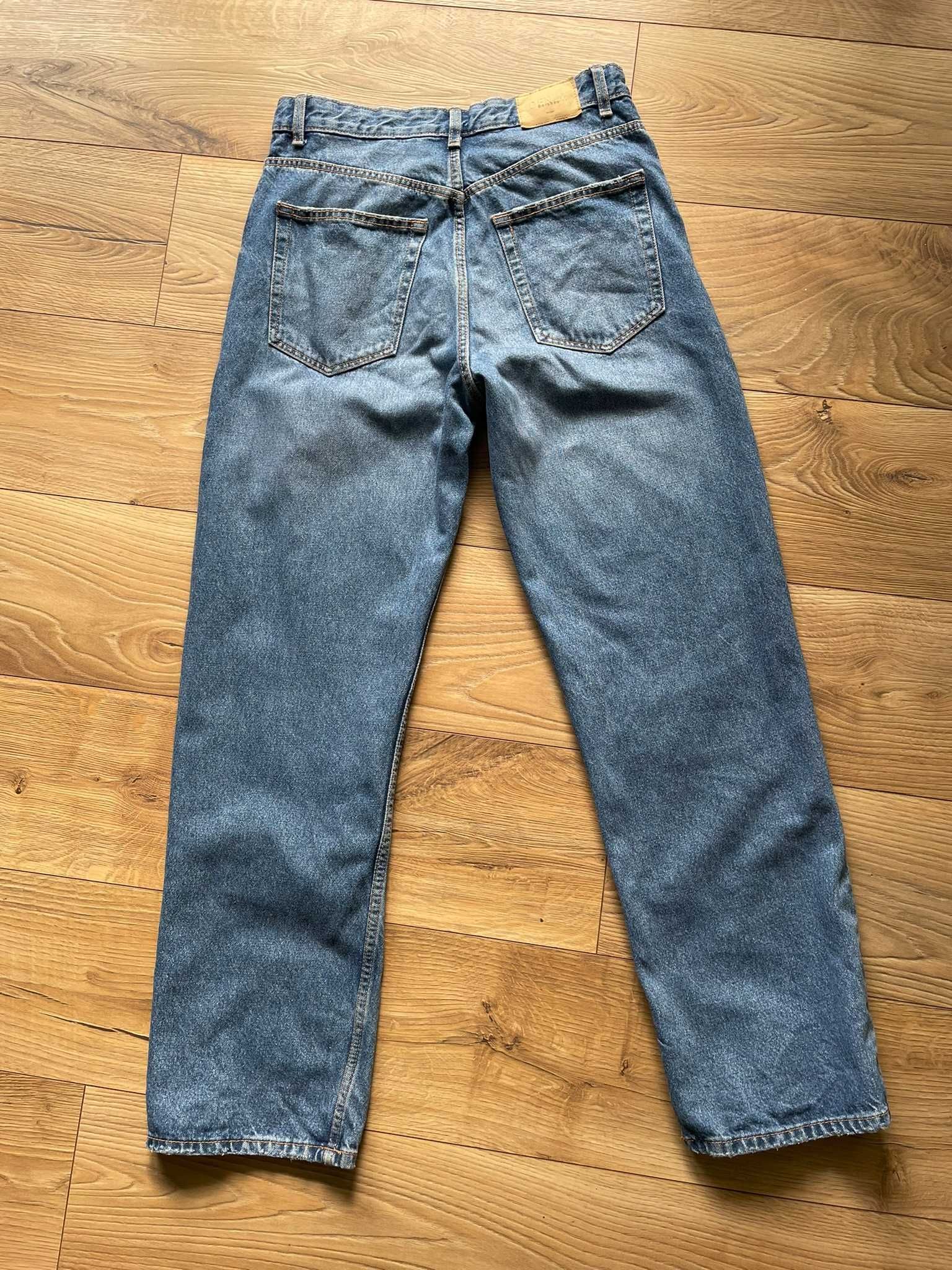 Jeansy Bershka High Waist Straight rozmiar 40