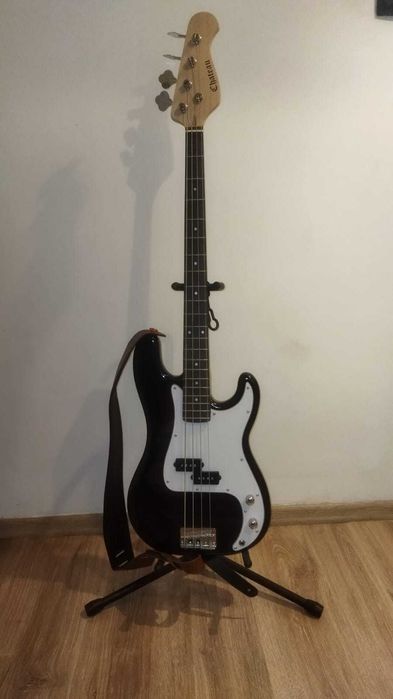 Tanio!!! Okazja !! Gitara basowa Chateau PB01BK i wzmacniacz LANEY