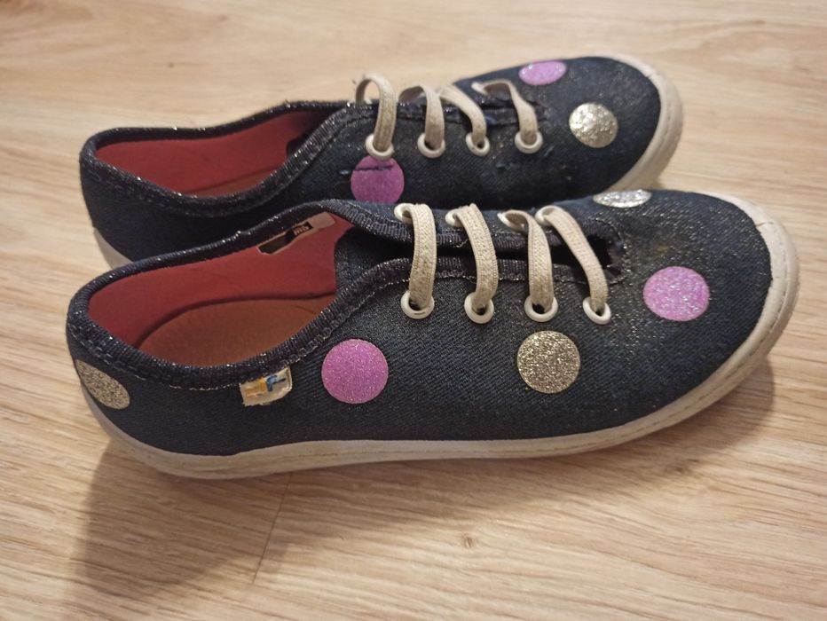 Ciapy, kapcie szkolne w roz. 34