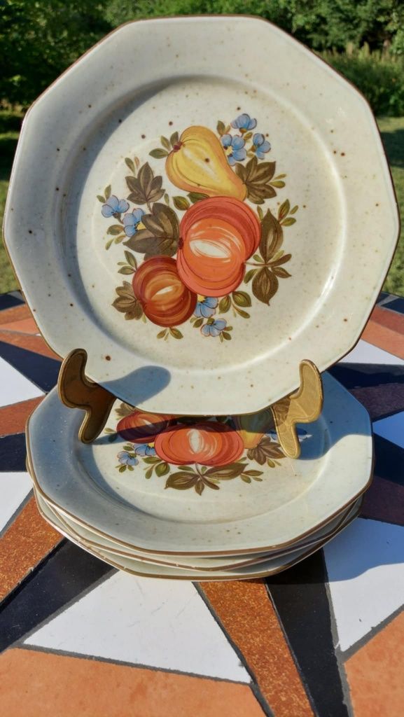 Piękne talerzyki z nakrapianej porcelany Winterling Marktleuthen Bavar