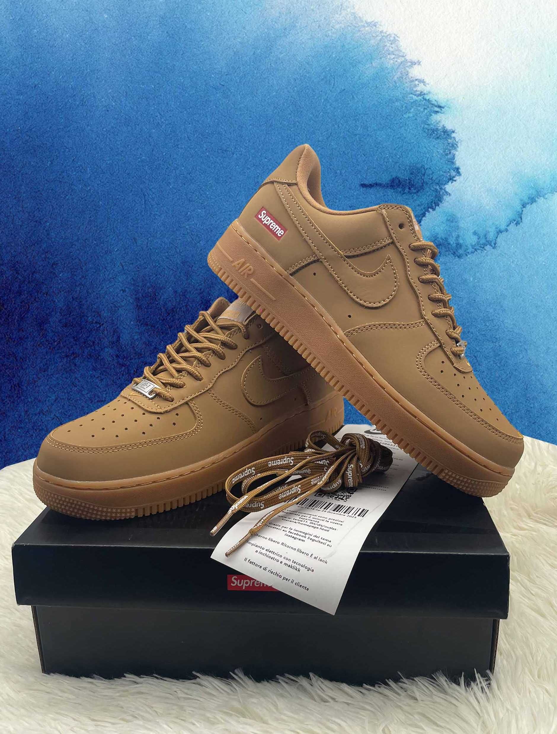 Nike Air Force 1 Low SP Supreme Wheat 42 EU / 8,5US / 26,5 CM