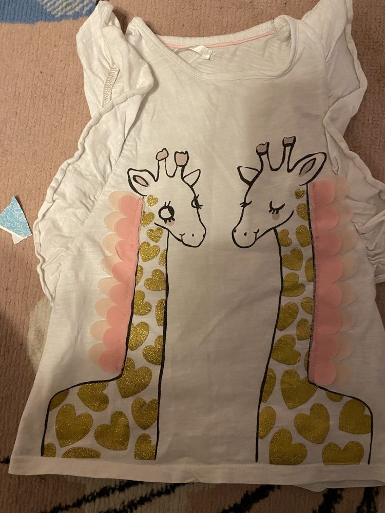 Koszulka biała z żyrafami 104