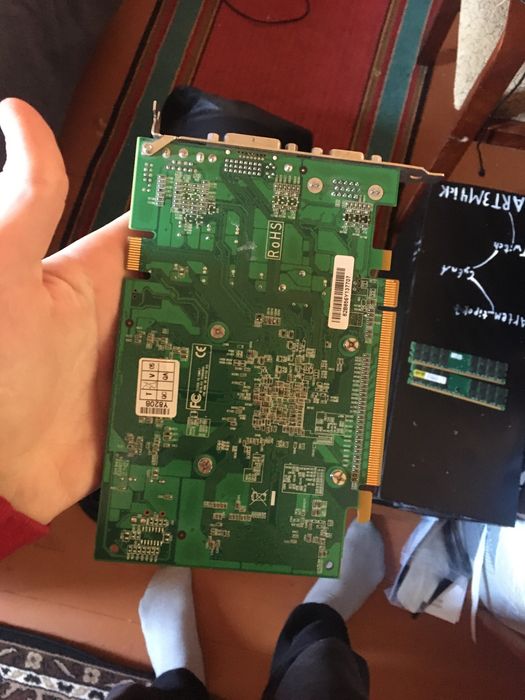 Radeon x1950 gt 512мб—Geforce 8600 gt 256mb