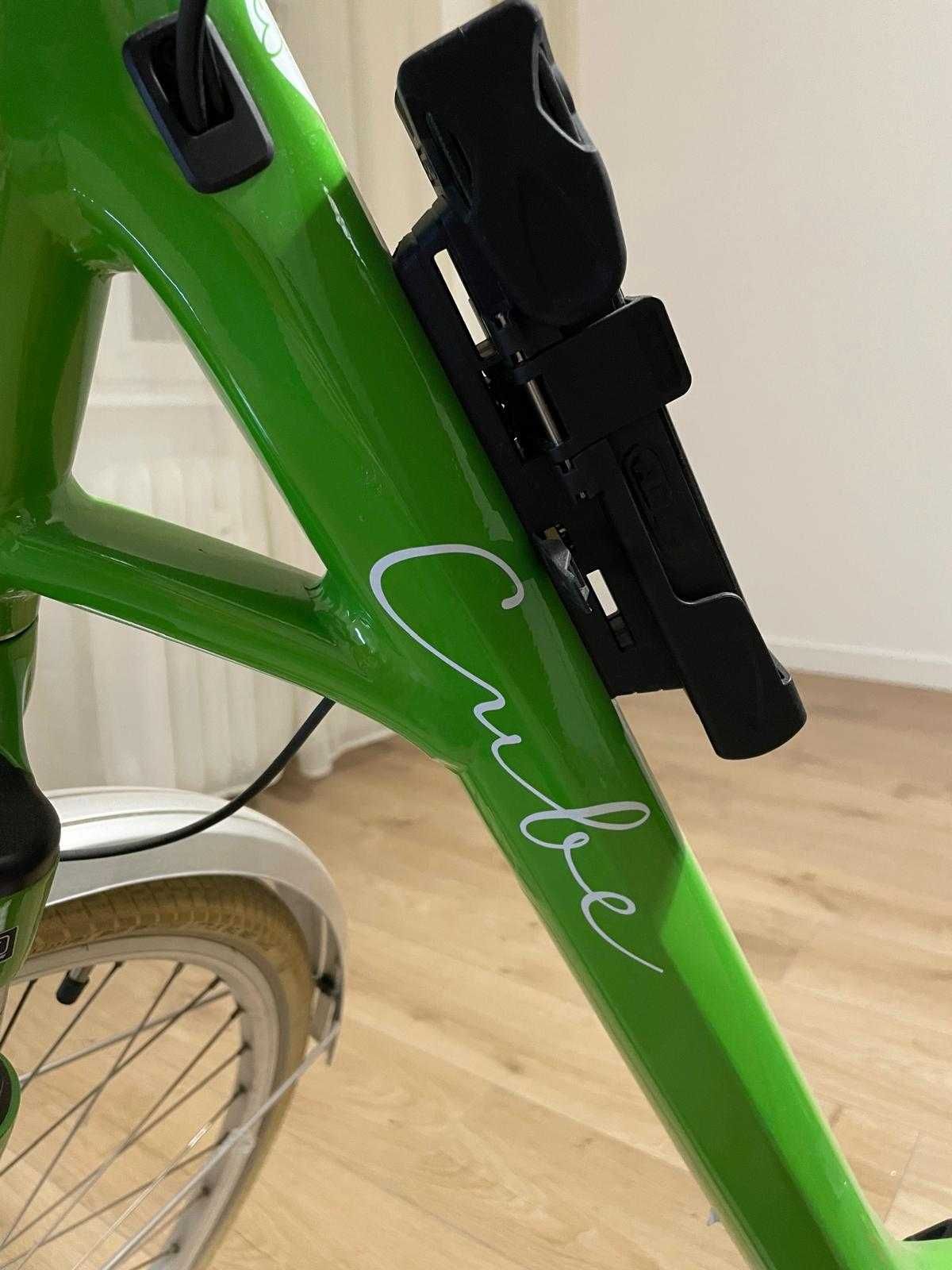 Elektryczny rower Cube Ella razem z osprzętem - stan idealny!