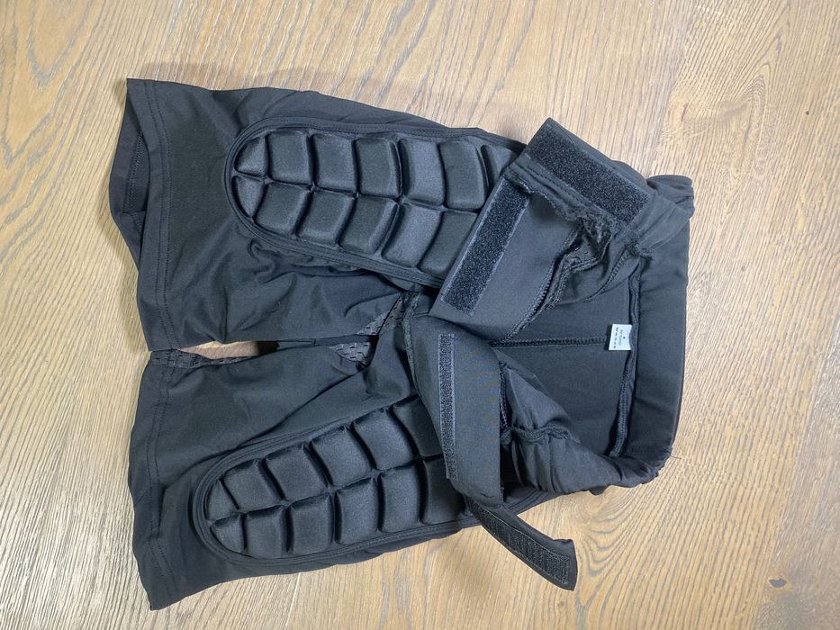 Ochraniacze spodenki ochronne SNOWBOARD/NARTY rozmiar L Wrocław