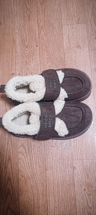 Продам новые угги