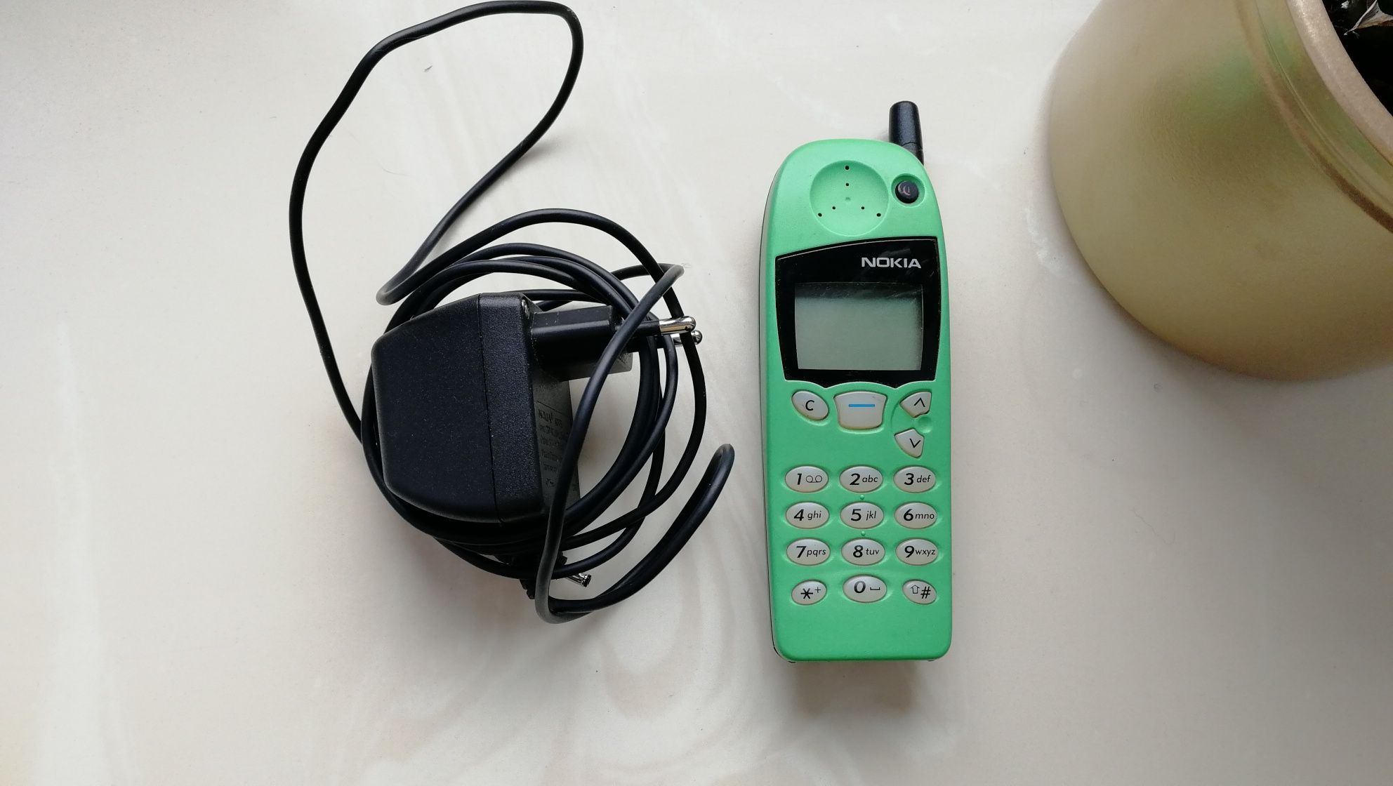 Nokia 5110 z baterią vibracyjną