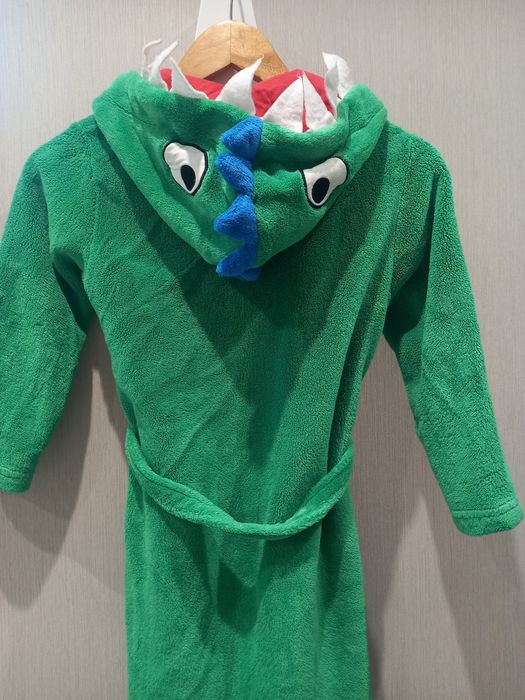 Плюшевий халат з капюшоном HM 6 років