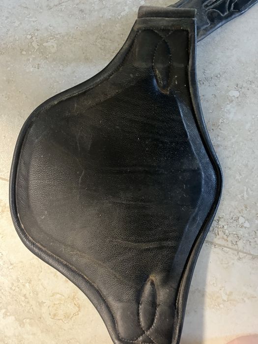 Popręg skokowy 115cm, super stan