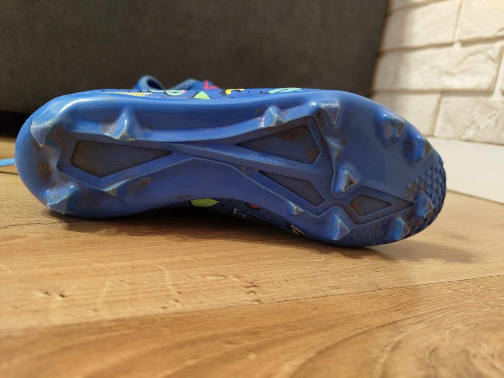 korki dziecięce piłkarskie NEW BALANCE raheem sterling furon V7 pro fg