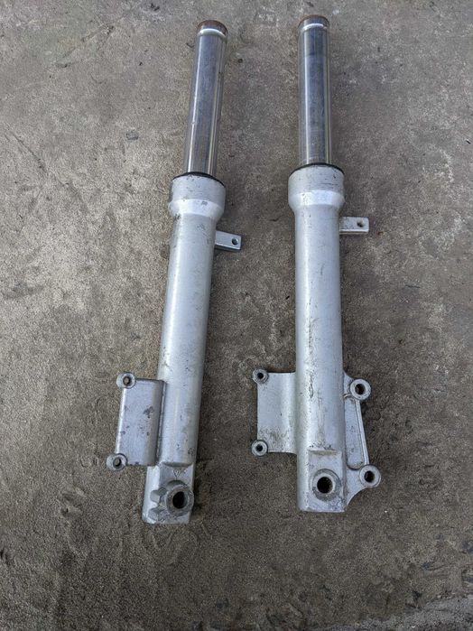 Продам вилку на скутер