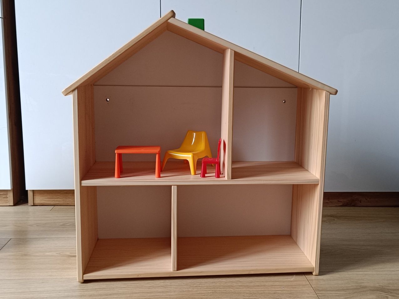 Domek dla lalek - półka, ikea