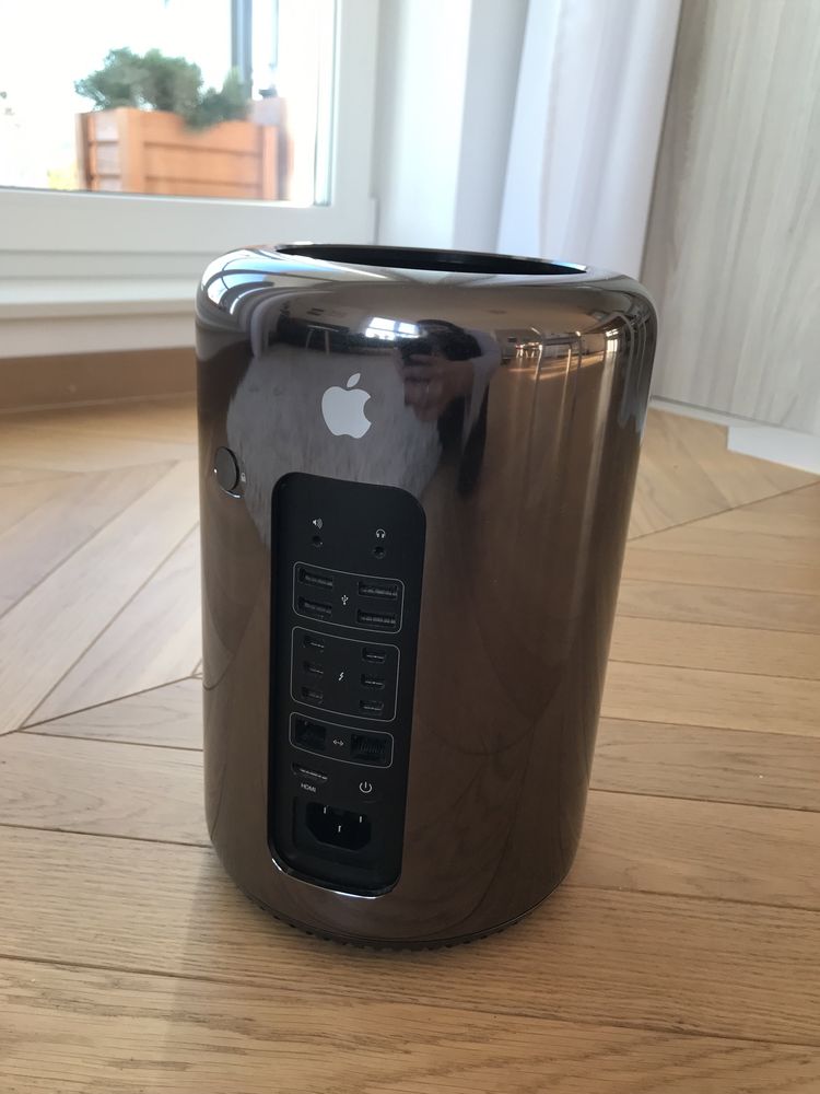 Komputer MAC PRO Apple 2.05 TB