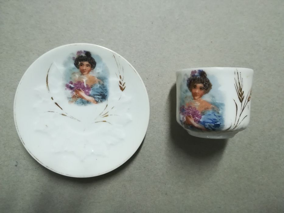 Chávena e pires da Vista Alegre