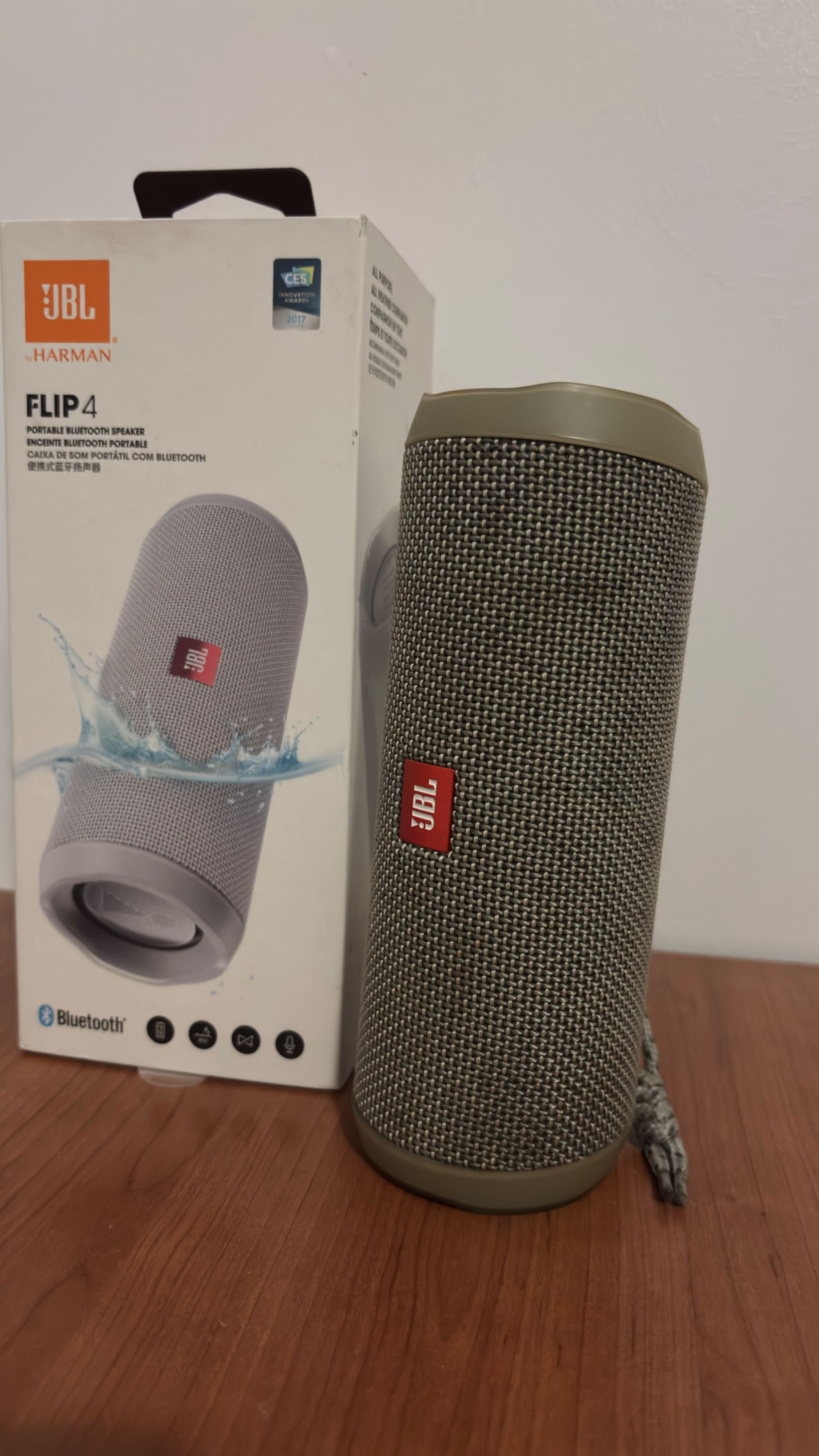 Coluna de som JBL Flip 4