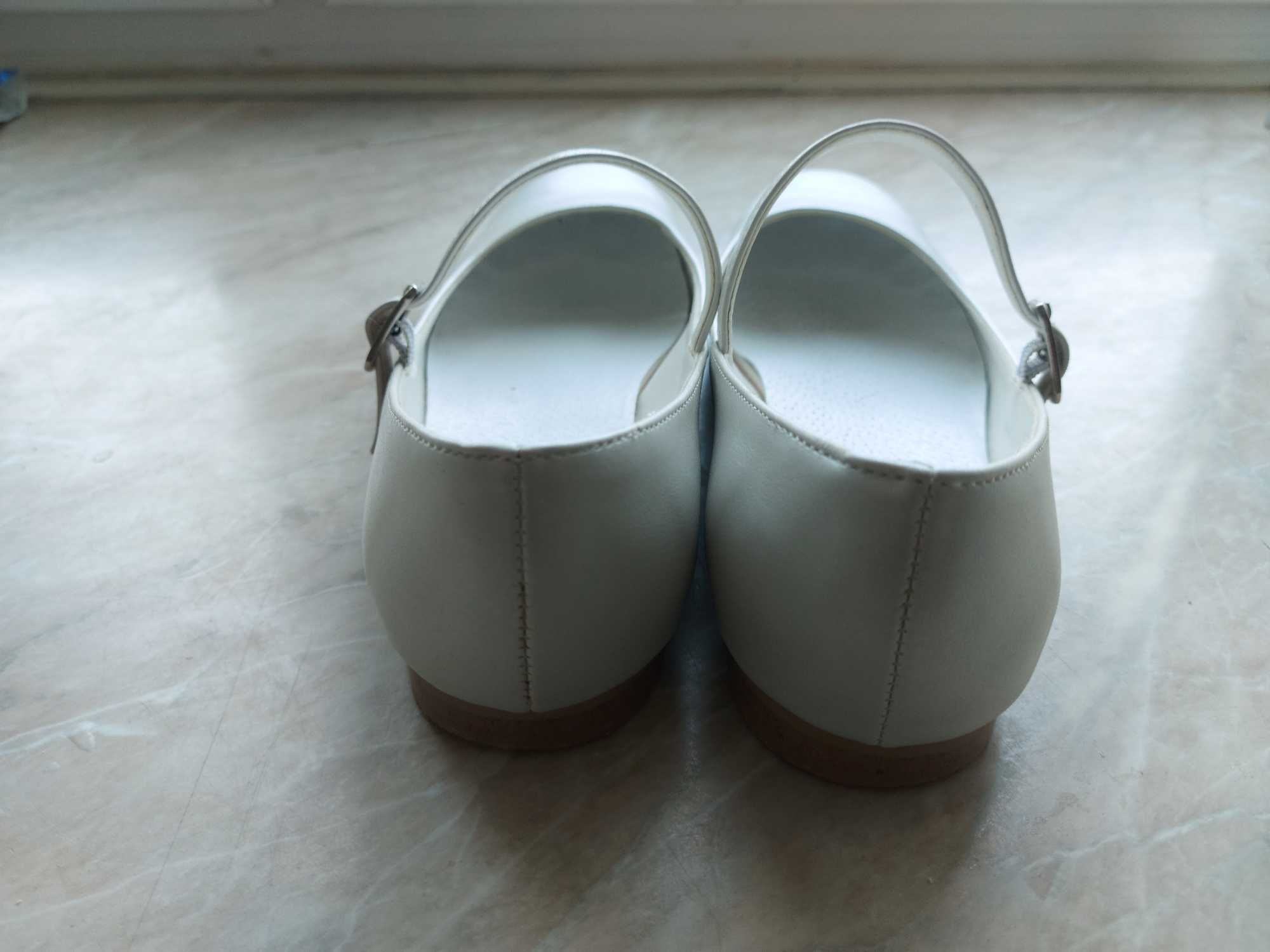 Buty komunijne dziecinne