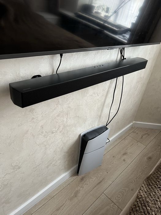 Саундбар Samsung HW-B650D/UA Сабвуфер