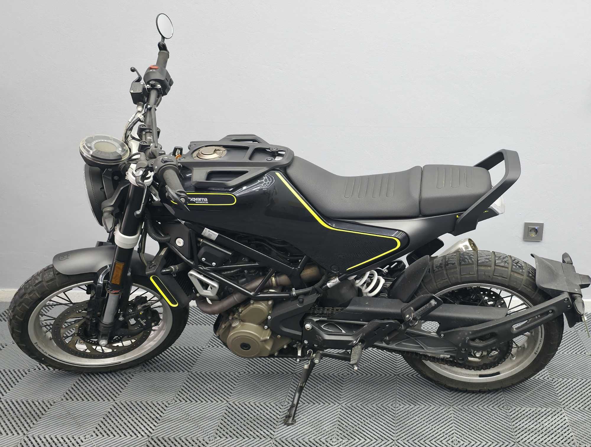 2019 Husqvarna Svartpilen 401